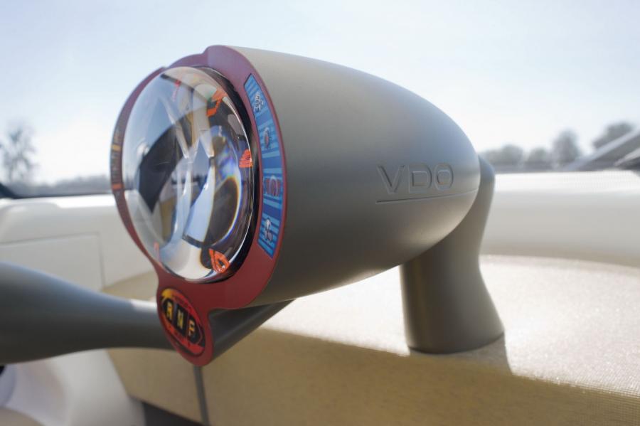 Детали интерьера Rinspeed sQuba Concept 2008 года  (фото 69 из 97)